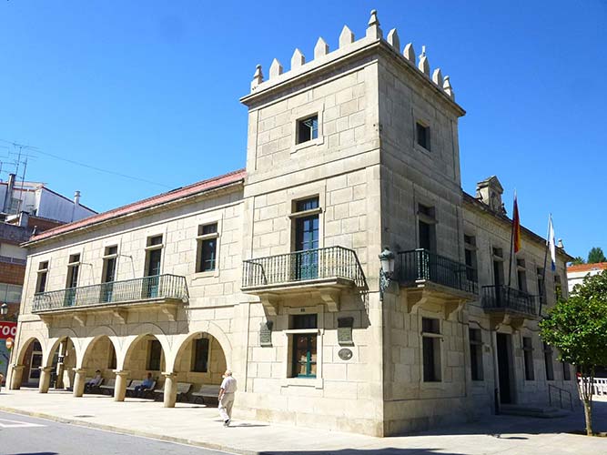Redondela_-_Ayuntamiento_2