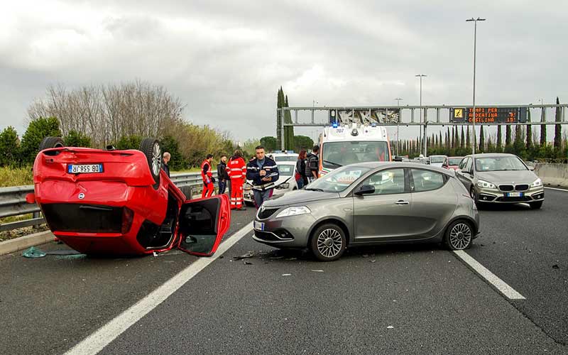 car-accident-2165210_960_720