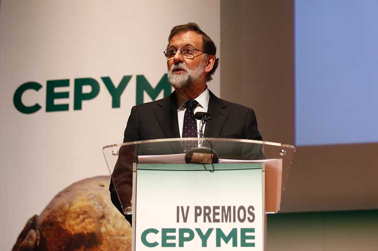 Mariano Rajoy valora el esfuerzo de las pymes y pide que creen empleo estable