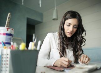 Las mujeres emprendedoras generan el doble de rentabilidad que los hombres en sus negocios