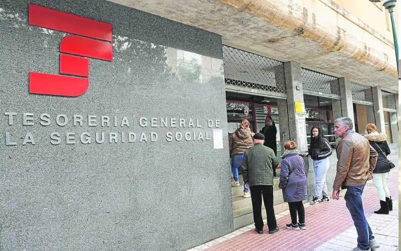 Autónomos deben Comunicar Datos a la SS antes del 31 de marzo Autónomos deben Comunicar Datos a la SS antes del 31 de marzo
