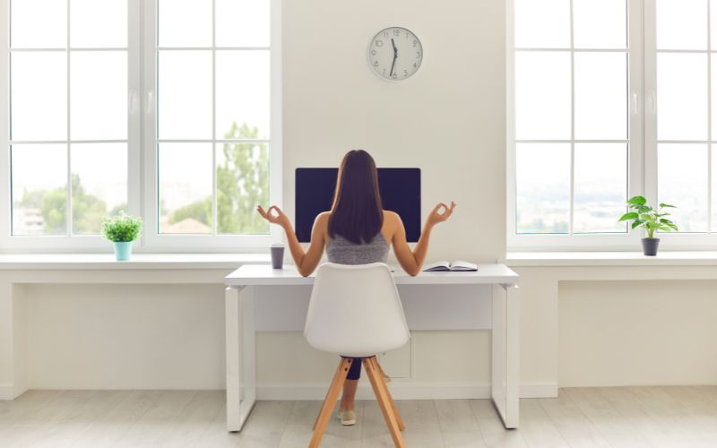 La Importancia de la Mentalidad Positiva para Emprender La Importancia de la Mentalidad Positiva para Emprender